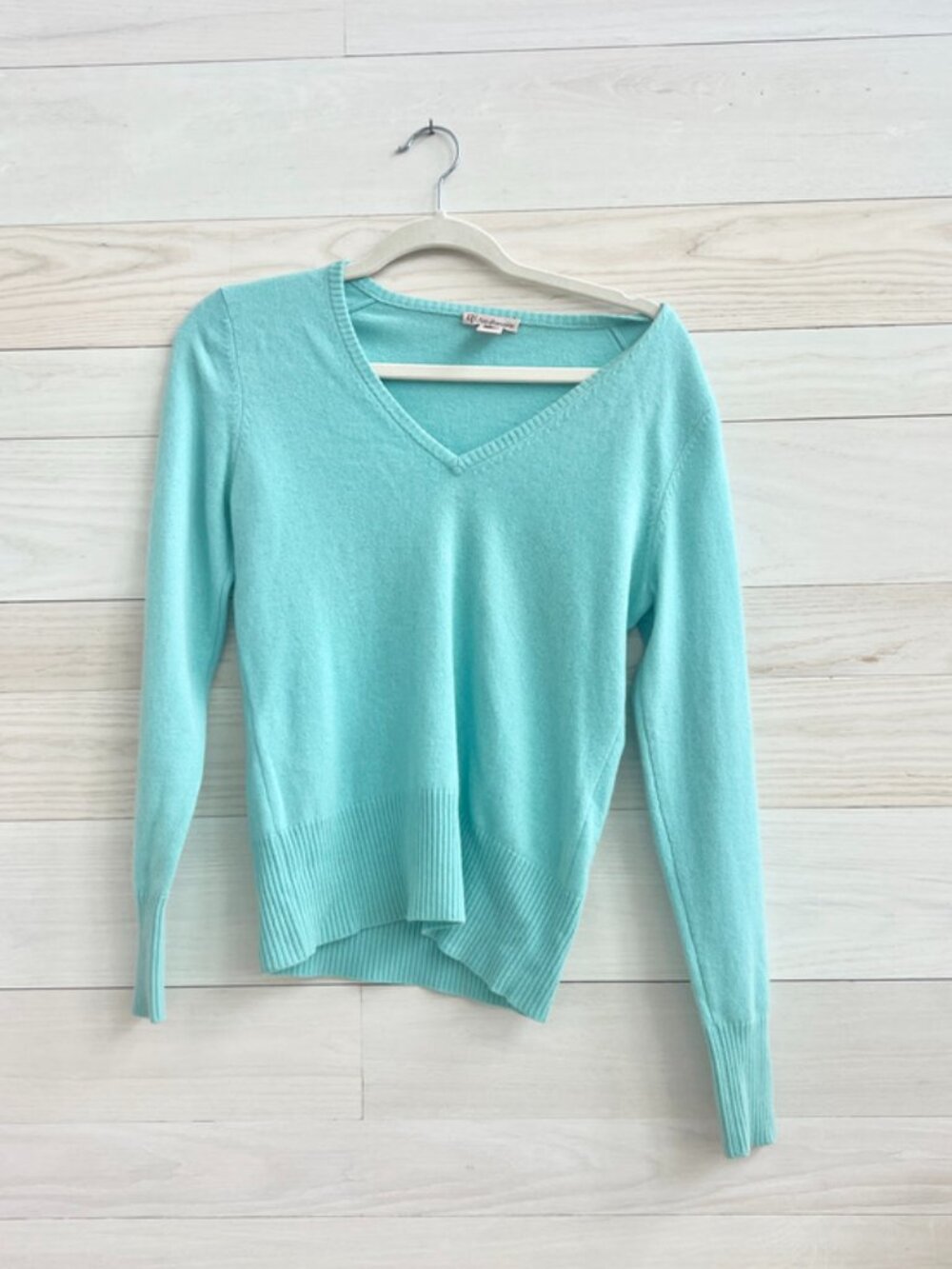 Qi 100% Cashmere Sweater Aqua Blue